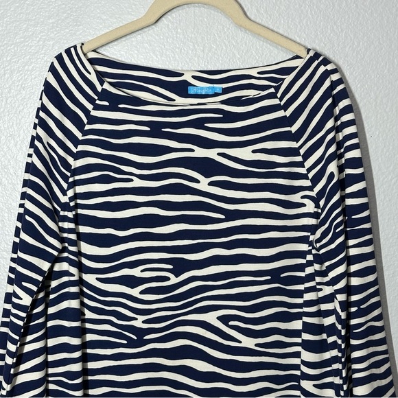 J. McLaughlin Sheath Dress Women's Medium M Navy Cream Zebra Stretch Career - Picture 2 of 8